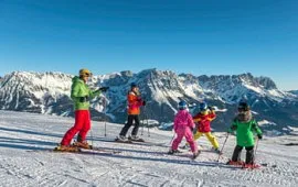 Skifahren-und-Snowboarden Skifahren-und-Snowboarden